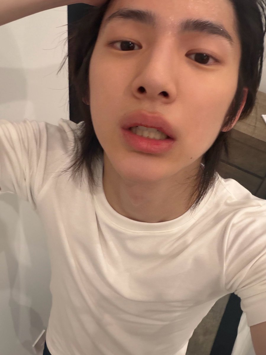 _kuchipachi's tweet photo. 땀이란건 좋은거구나… https://t.co/t6EMOL8TAj