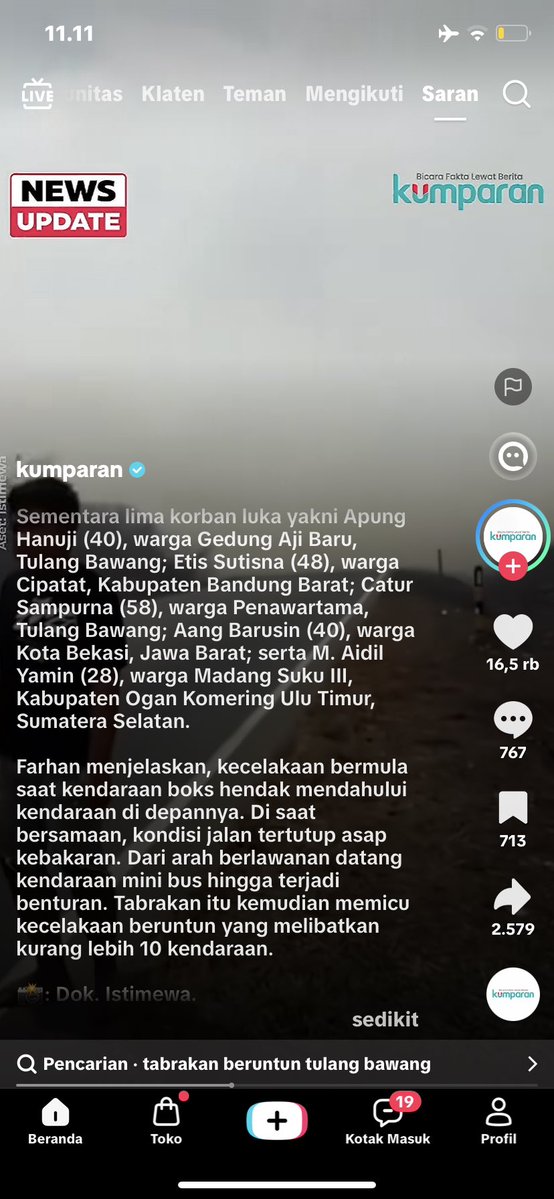 jenostalker's tweet photo. Kecelakaan Beruntun di Lampung, Imbas Kabut Asap, 2 orang tewas dan 5 luka. 

kabutnya aja seperti itu 😭😭😭😭
astagfirullah ya allah ya allah ya allah 
teman-teman mari kita doakan semoga bencana ini segera BERAKHIR. Semoga keluarga yang ditinggalkan diberi ketabahan dan kesabaran dalam menghadapi musibah ini dan semoga yang terluka dapat penanganan yang terbaik.