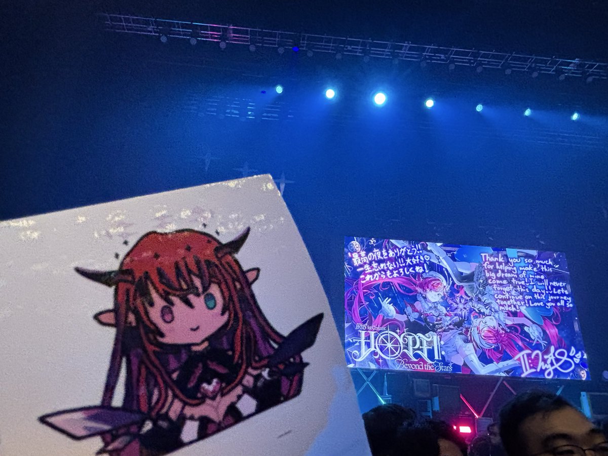 Dailydaniel01's tweet photo. BEST CONCERT IN MY LIFE😭💎💖 https://t.co/zH7FgnIVNu