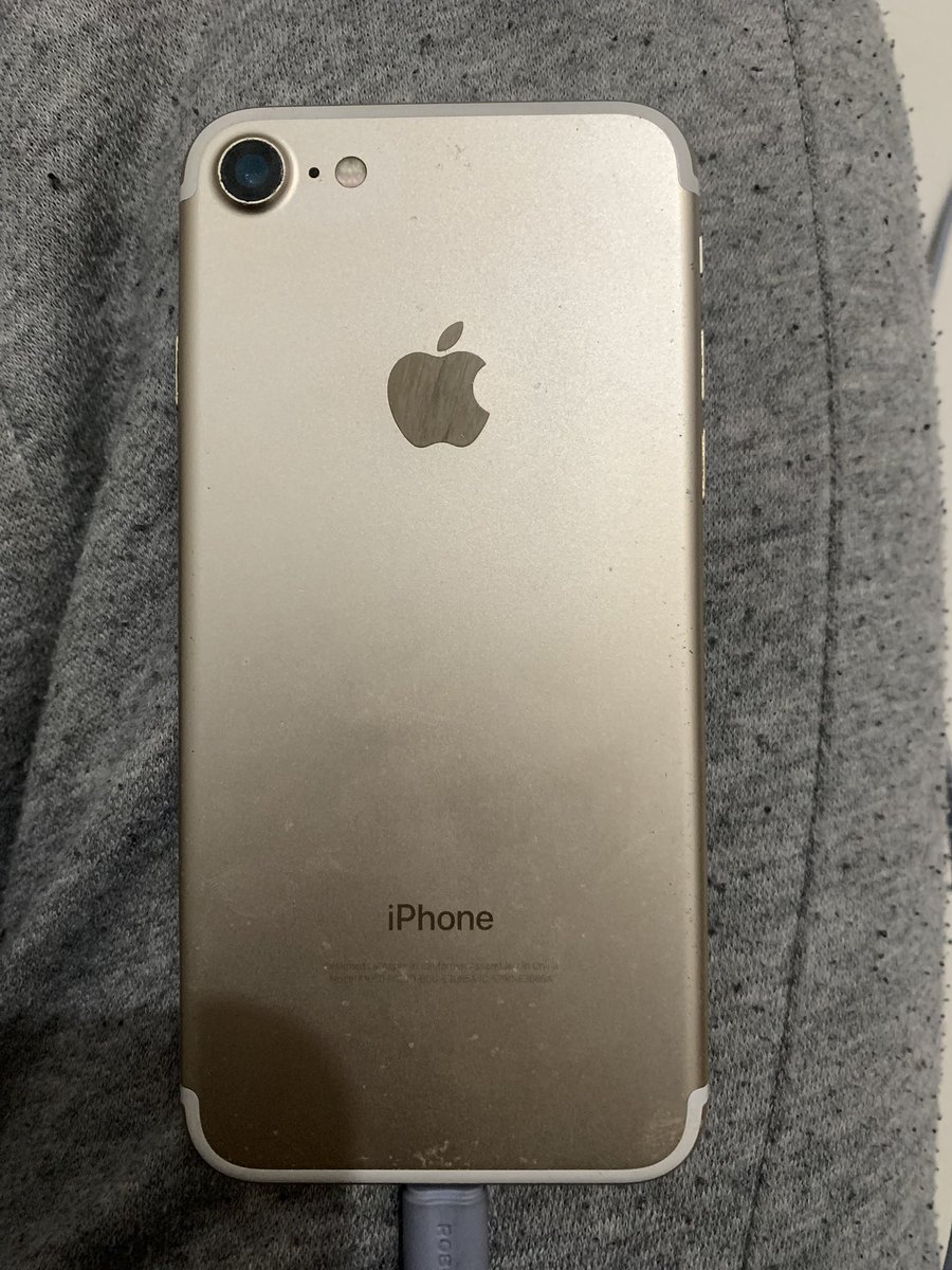 ihanierain's tweet photo. #wts iPhone 7 32GB
-batangan only(no box,no kabel charge)
-home button off
-jaringan all seluler
-700k
Dm if interested🤍
#wtsiphone https://t.co/BBzPtnQU0z