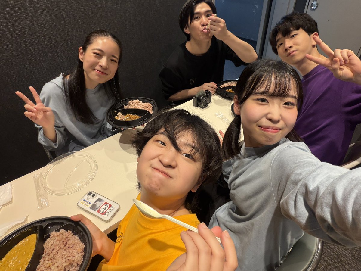 peachtone040210's tweet photo. 「FOCUS！」無事全7回公演終了いたしました。観に来てくださった皆様、スタッフの皆様本当にありがとうございました✨
毎稽古楽しくて学びに溢れた本当に素敵な環境でした。こんなにも自分がロスってしまうと思いませんでした笑笑ほんとにそれくらい皆さんのことが大好きです！
#Newsical 
#FOCUS https://t.co/pvYYuFxnLs