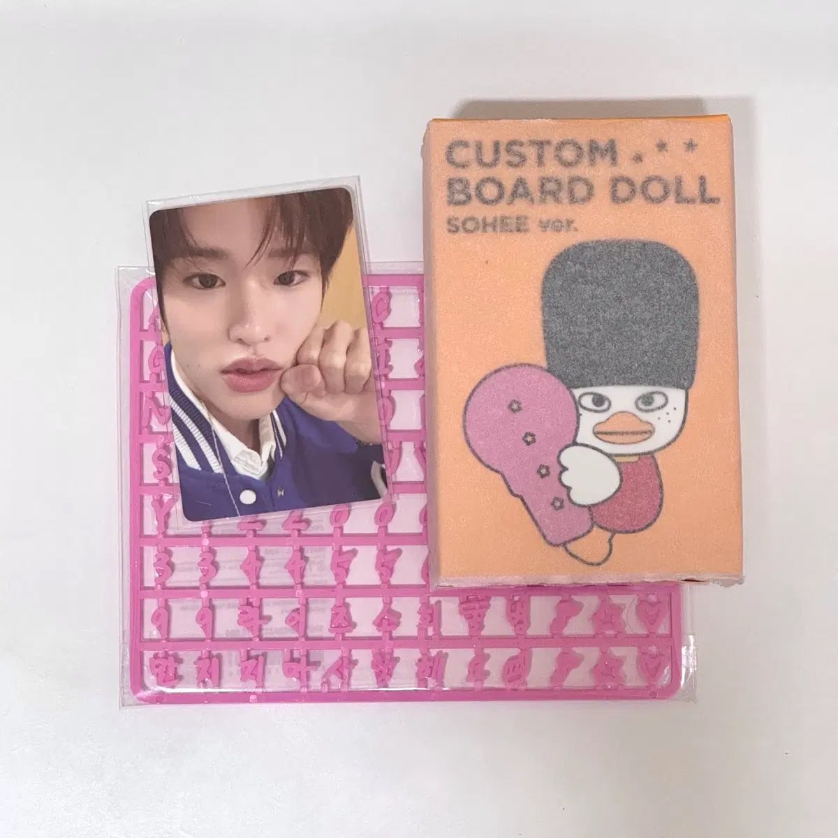 chubeenn's tweet photo. ดีล 🇰🇷 / ไม่พร้อมส่ง  🧡

Riize Custom Board Doll + การ์ด ตลบยอง โซฮี 

* ได้ 3 ชิ้น ตามรูป

[ ไม่รับผิดชอบหากการ์ดมีดีเฟคจากต้นทาง ]

🧡 1,459.-  รวมส่งในเกา + ส่งแอร์

ค่าส่งในไทย 45 + 5

แอด Line หน้าโปรไฟล์

#ตลาดนัดน้องข้าว #ตลาดนัดriize https://t.co/e3Y6wUaCp9