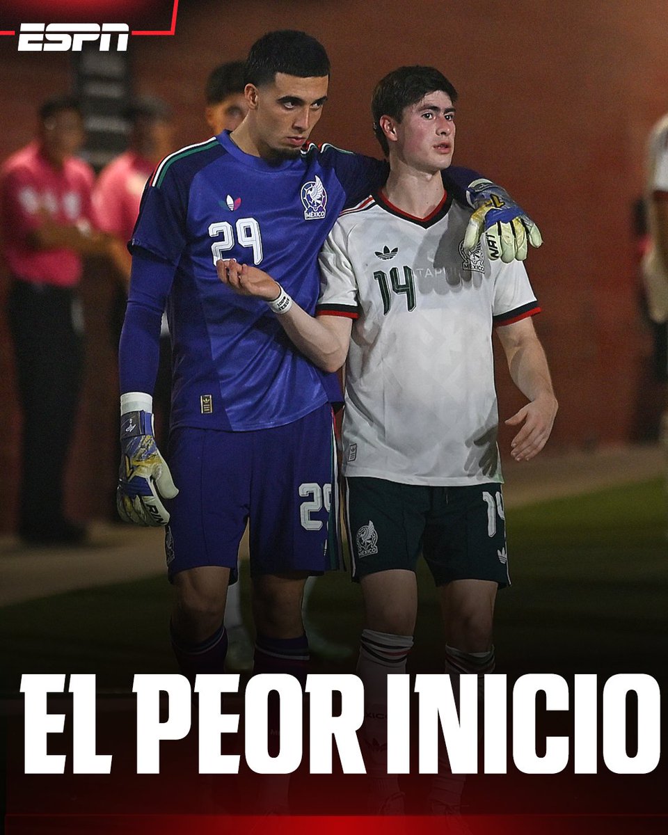 ESPNmx's tweet photo. ¡México suma una derrota más! 

La era Rafa Márquez cierran su primera fecha FIFA con otra derrota... 
En el duelo ante Chile cayeron 2-0. Con ello terminan el con marca de 2 empates y 2 derrotas los primeros 4 juegos. ⚽🇲🇽

Con ello, es el peor inicio un proceso en 47 años. https://t.co/6cBlIC43Z6