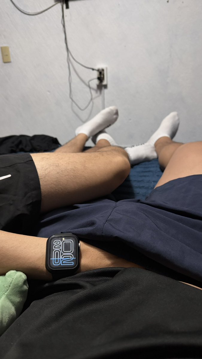 E2secret's tweet photo. Adentro o afuera? #guys #hot https://t.co/VCNEmah3tR