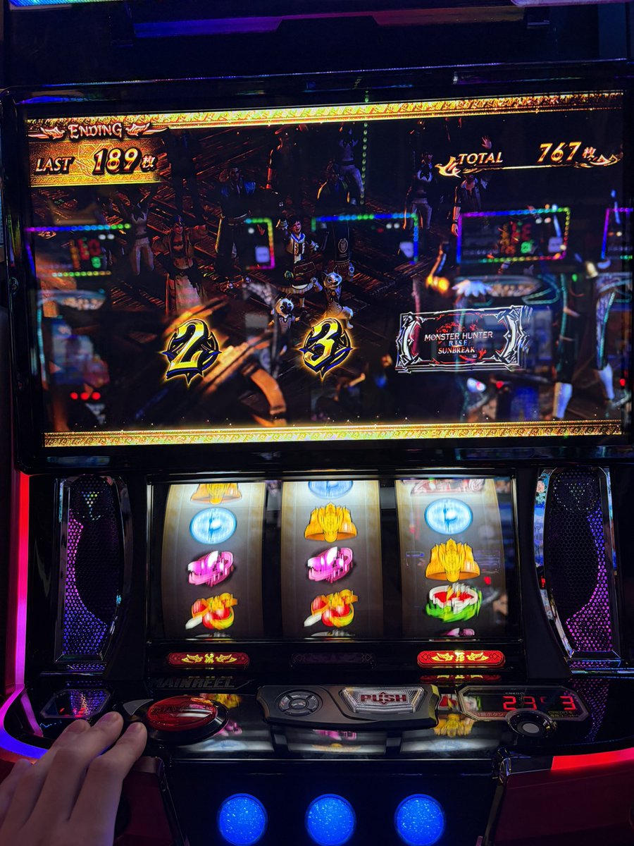 sfy69v's tweet photo. 通常合わせて1400ゲームほど…
ここまで一度も強レア役なし。非搭載ですか？？ https://t.co/eX4Q0OOBMd