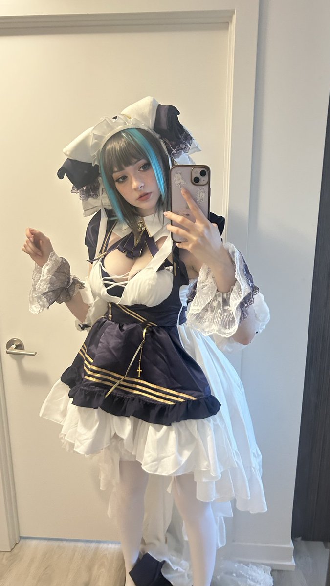 miimmikyuu's tweet photo. Meow :3

Always dressing up as catgirls 🤭 
#cheshire #azurelane #cosplay #catgirl https://t.co/sA0IBa1twk
