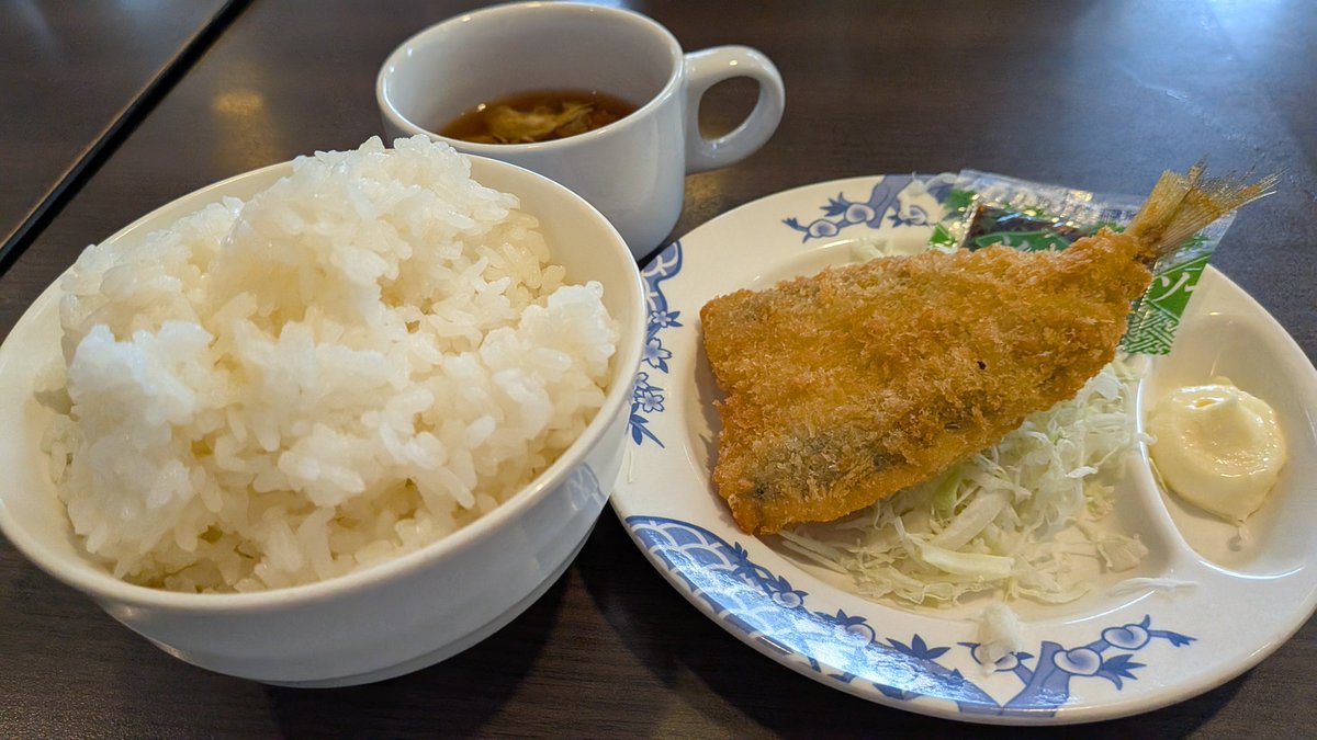 apollokosaba's tweet photo. 孤独のグルメリポート 
20261007

バーミヤン でランチ
アジフライごはんセット 大盛りごはん¥384 + 半額クーポン券で本格焼餃子¥164。更に5%割引クーポンを使ってトータル¥520でオーダー。

#孤独のグルメ
#バーミヤン
#きのう何食べた
#グルメ
#ソロメシ
#ランチ
#クーポン 

3260 https://t.co/dGgZNHr2j2