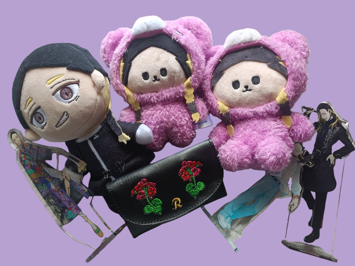 ranpimagikawaii's tweet photo. 持ち歩きRAN（ぴ）一軍ズ
梵ぬい出るまで梵アクスタまだ袋からも出してないワョ https://t.co/wAdJaQF5I2