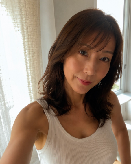 EEljerem's tweet photo. 47歳で恋愛したい女に、需要ありますか？ 
ゼロじゃないならチャンスほしい。 https://t.co/rRB3JFF615
