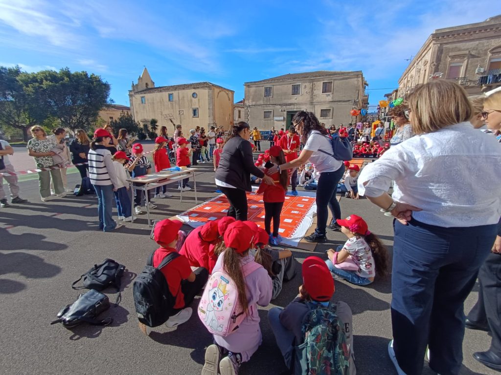 CodeWeekEU's tweet photo. What does EU Code Week look like in practice?

Read the full story: https://t.co/JfSHSkUTWF
#EUCodeWeek #CodeWeek2026 #DigitalSkills #CodingEducation #DigitalEducation #Teachers #STEMEducation #Inclusion #Community https://t.co/QnUUL8PUu7