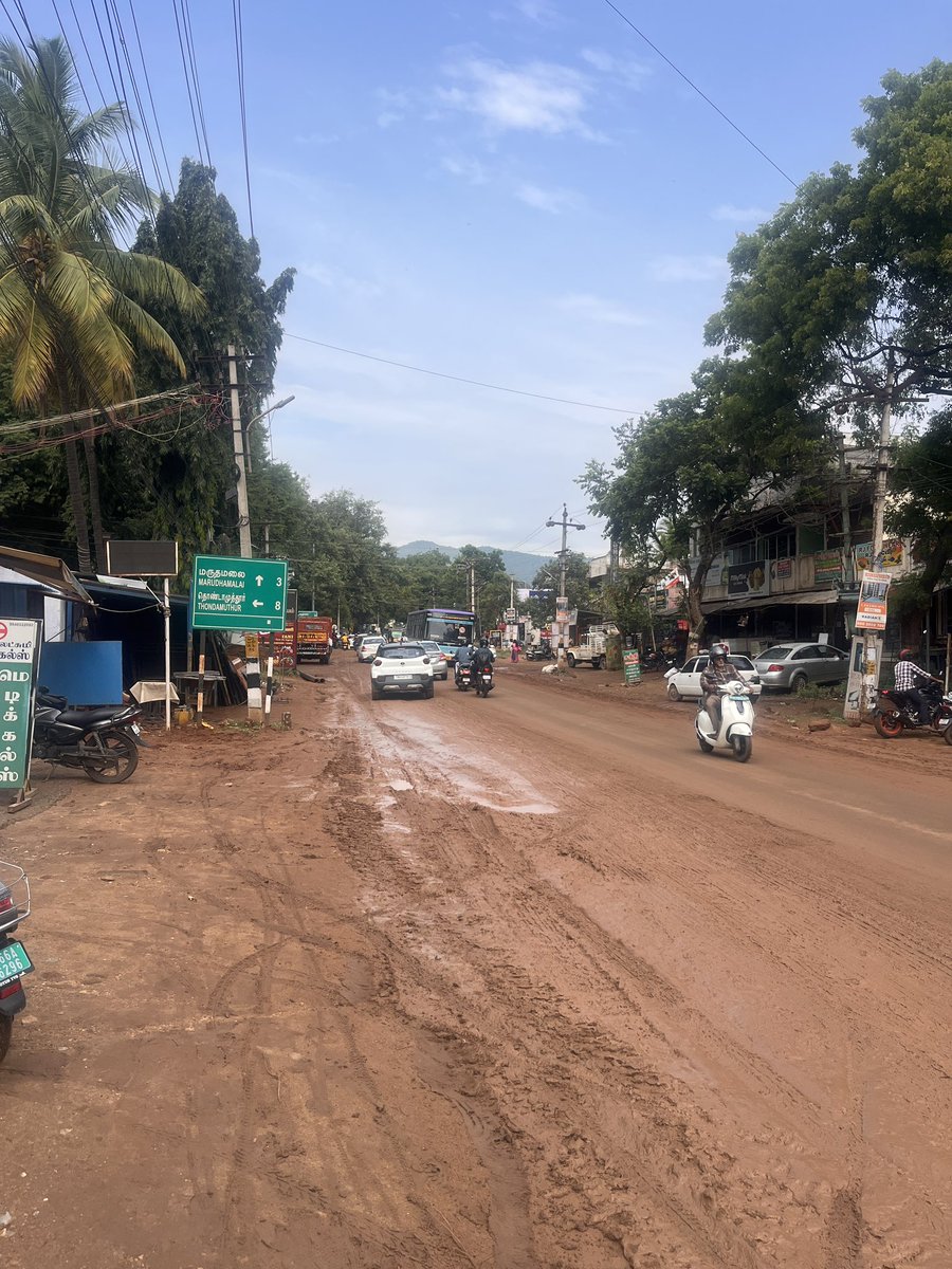 jaak_ash's tweet photo. Do you want see people dying and suffering every single day !

Coimbatore residents are getting screwed ! 

@CbeCorp awaiting your reply ! 

Officials should come here in person , announce the timeline and fasten it immediately . 

We cannot tolerate people meeting with accidents every single day. 

If this is not done filing a case one every official here in coimbatore. 

We are not leaving you all just like that.