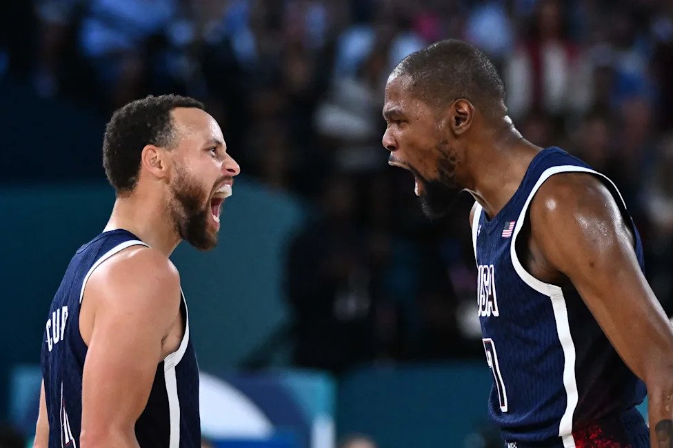 LukaUpdates's tweet photo. Better basketball player all time

Steph Curry or Kevin Durant? https://t.co/TBbCplgFzu