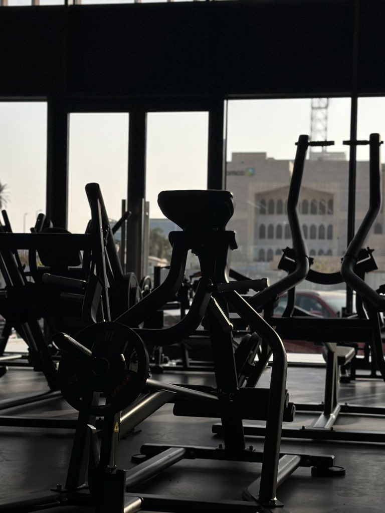 llMUHANNA's tweet photo. Back &amp; biceps. No excuses💥 https://t.co/Xq3FVGZay6