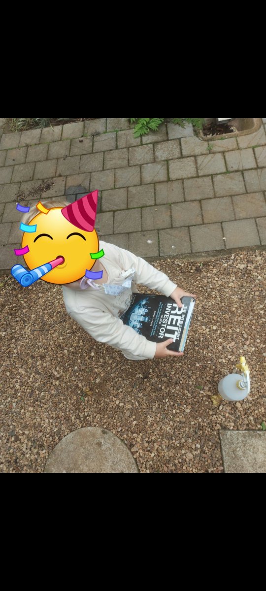 vachelliaequity's tweet photo. Gotta start them young,  @bradthomas! 🤣 https://t.co/usmwcNrzJu