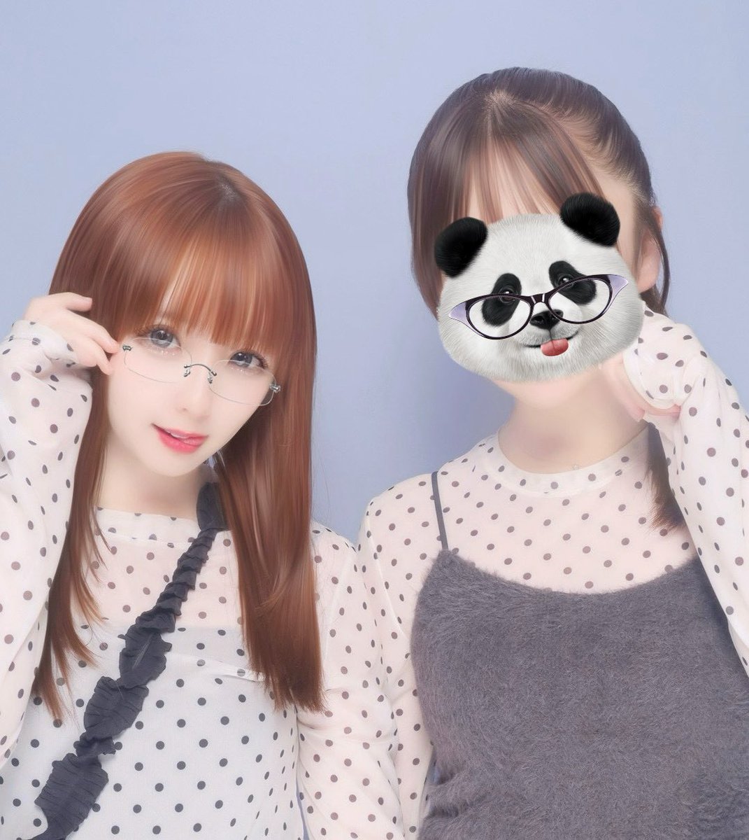 kurumi_takase's tweet photo. 妹ちゃんと撮ったプリクラPart2

今のプリクラは、撮影する時に顔を認証してアクセサリーとか着けてくれるんだね。

せっかくなのでリムレスメガネをつけてもらいました。笑 https://t.co/YLTNmLBZZM