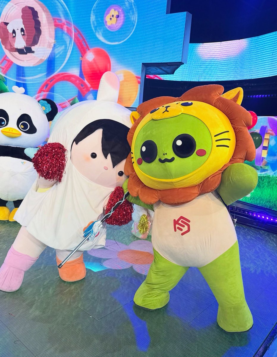 nini_whheart's tweet photo. Kingman x Samtuabaht 🌈💞

Waiting for Vimmy and Jewel next 🤭💖 https://t.co/JeXWc2tN4r