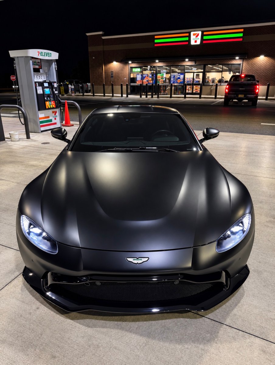 competitionreal's tweet photo. Aston Martin Vantage 🖤 https://t.co/DfBCBEAs7z