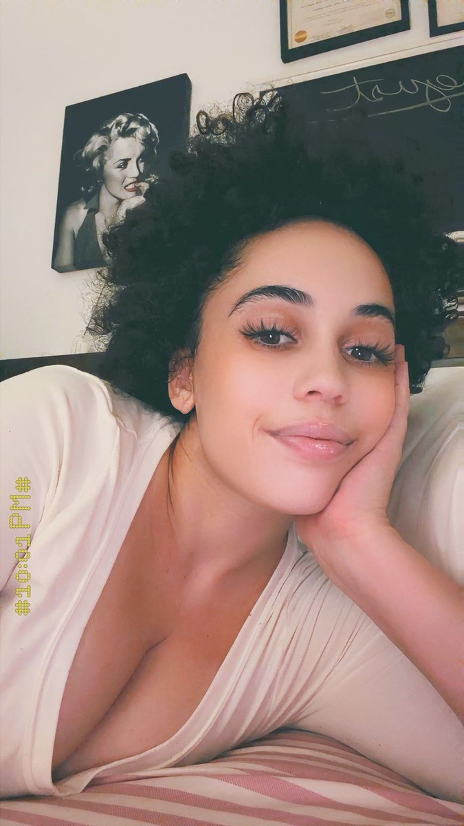 itsbettyblu's tweet photo. 28 ⚖️🦋 https://t.co/s7Ymm0HG1F