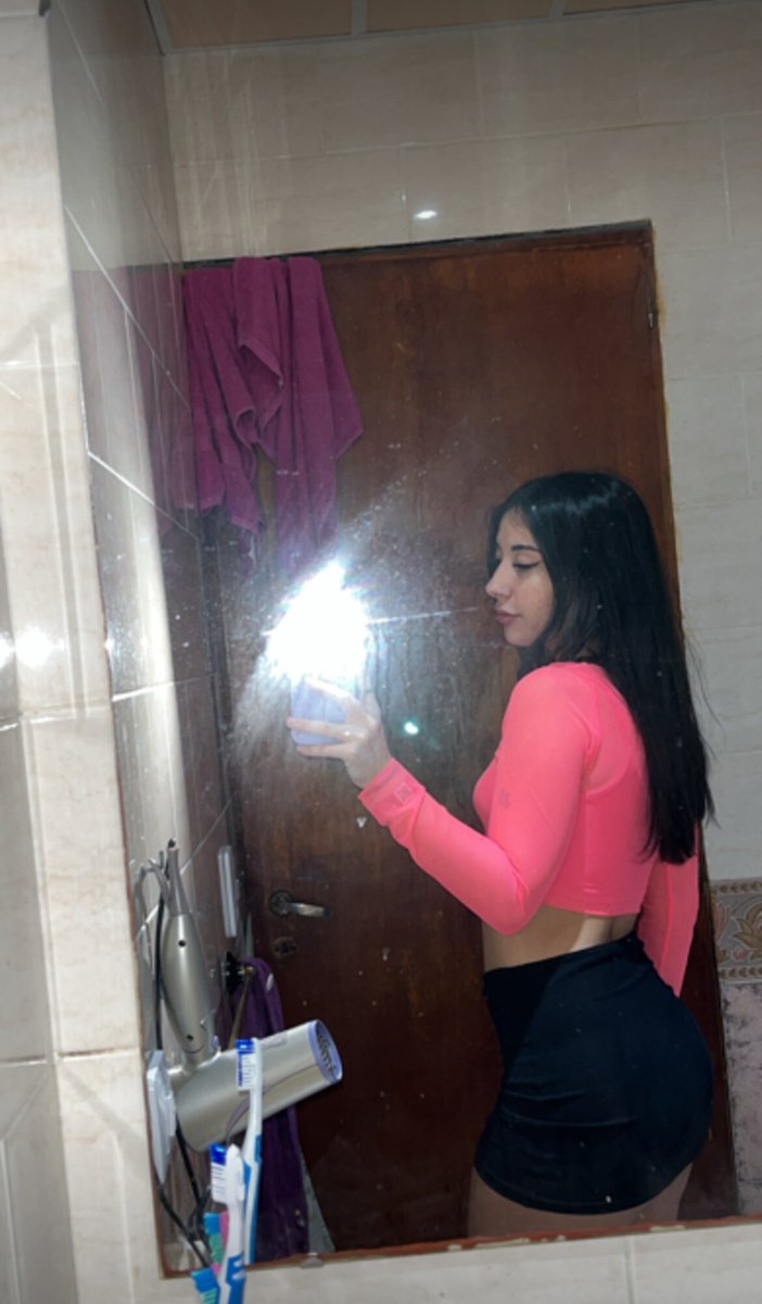 Karinveda21's tweet photo. Estamos bien 🙂‍↕️ https://t.co/neONcNY2DG