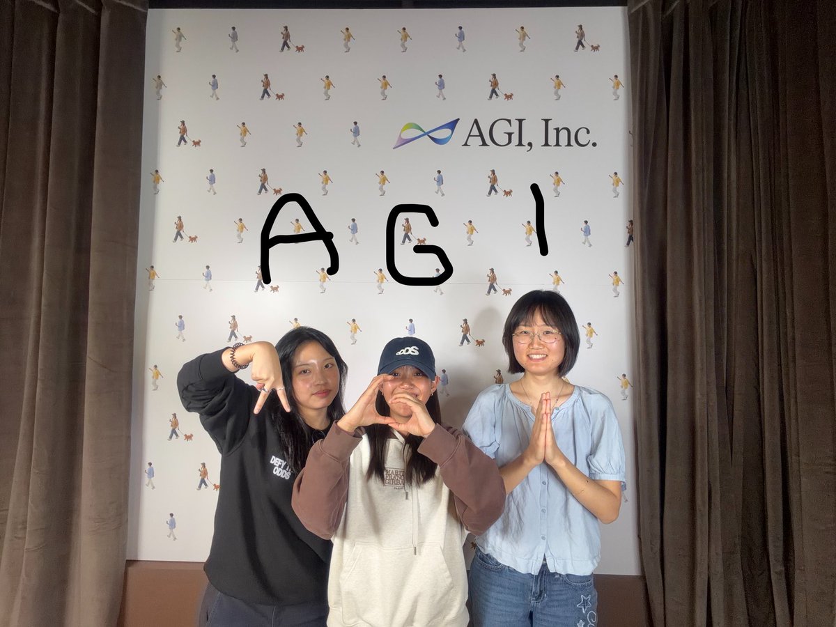 sunaiskorean's tweet photo. @agi_inc glasses was rly impressive https://t.co/MZEEpDaUWu