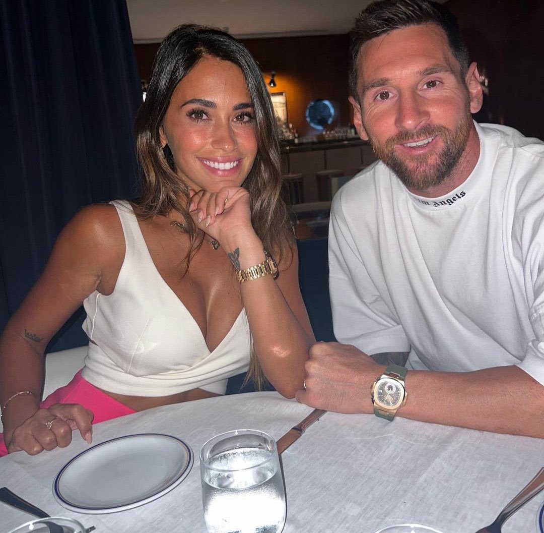 lioness_auraa's tweet photo. Hey @grok, why did Lionel Messi, being so rich, choose to marry a woman who looks “so average” despite having endless options?? https://t.co/0Dzip9DqjZ