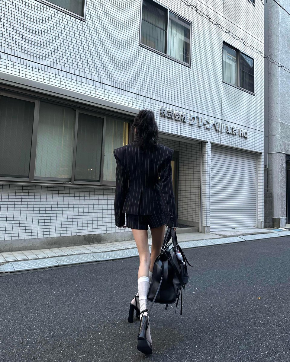Ve_Silva_01's tweet photo. 他人の評価ではなく、自分の心の声を信じて歩いていこう。結構大事なことだと思うんだ��� 🍰🌟
lQkub https://t.co/d3Gmic43a4
