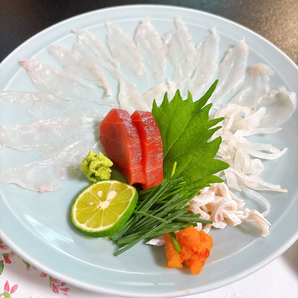 moteko520's tweet photo. 川越で食事会
会社の福利厚生でご馳走！
フグ！ https://t.co/7xi9MKrbjS