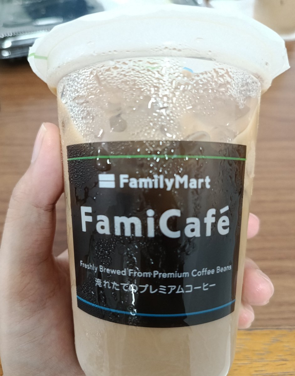 ArviNetz's tweet photo. No kopi, no life 😪 https://t.co/J7N49BiGkw
