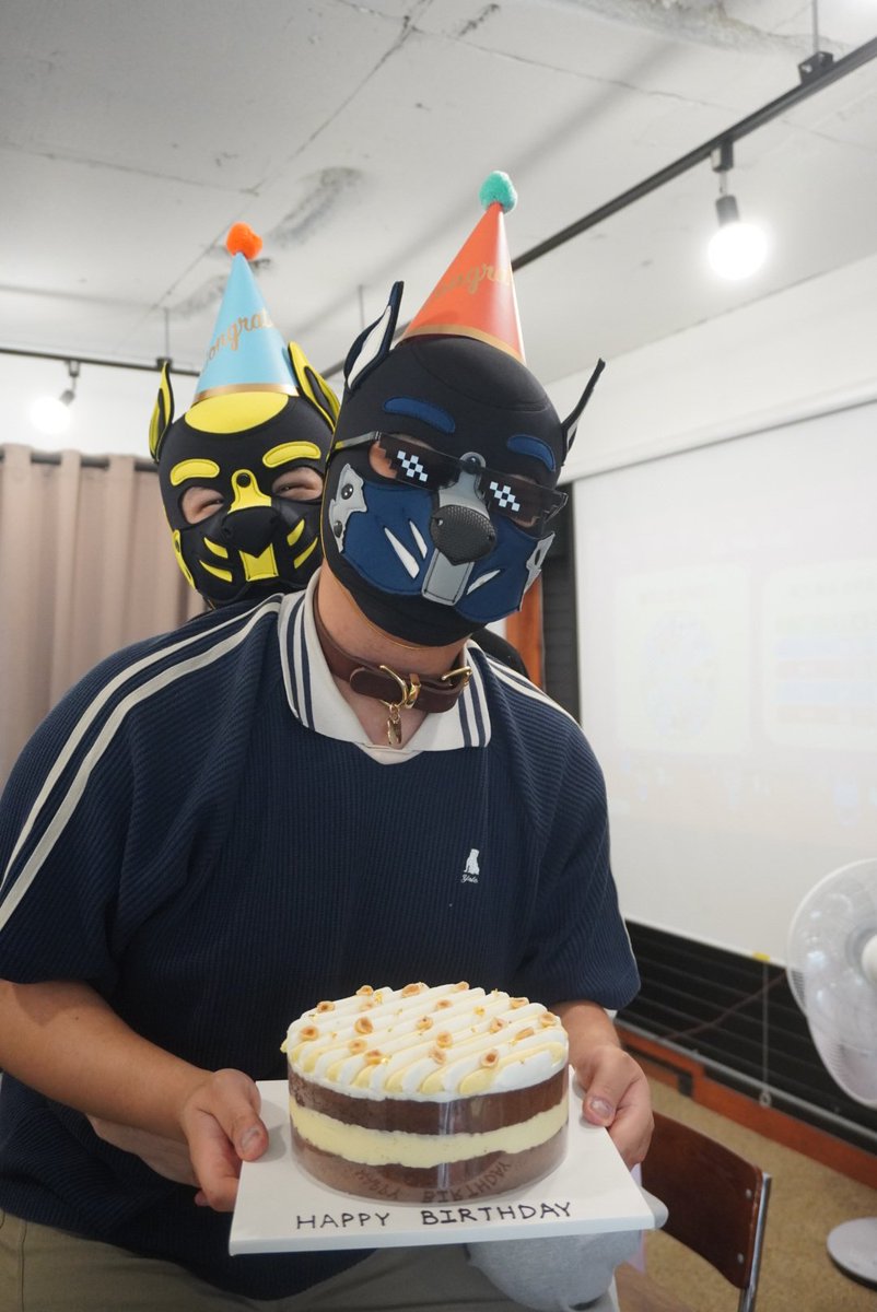_OwlOwner_'s tweet photo. 사랑스런 에이든과 루카스의 생일파티
🐶 : @aaaiden_pup, @PUPLUCAS_0, @qkqhrkddkwl99, @chwolf0412 
📷 : @_OwlOwner_ https://t.co/xYO4mEYEWN