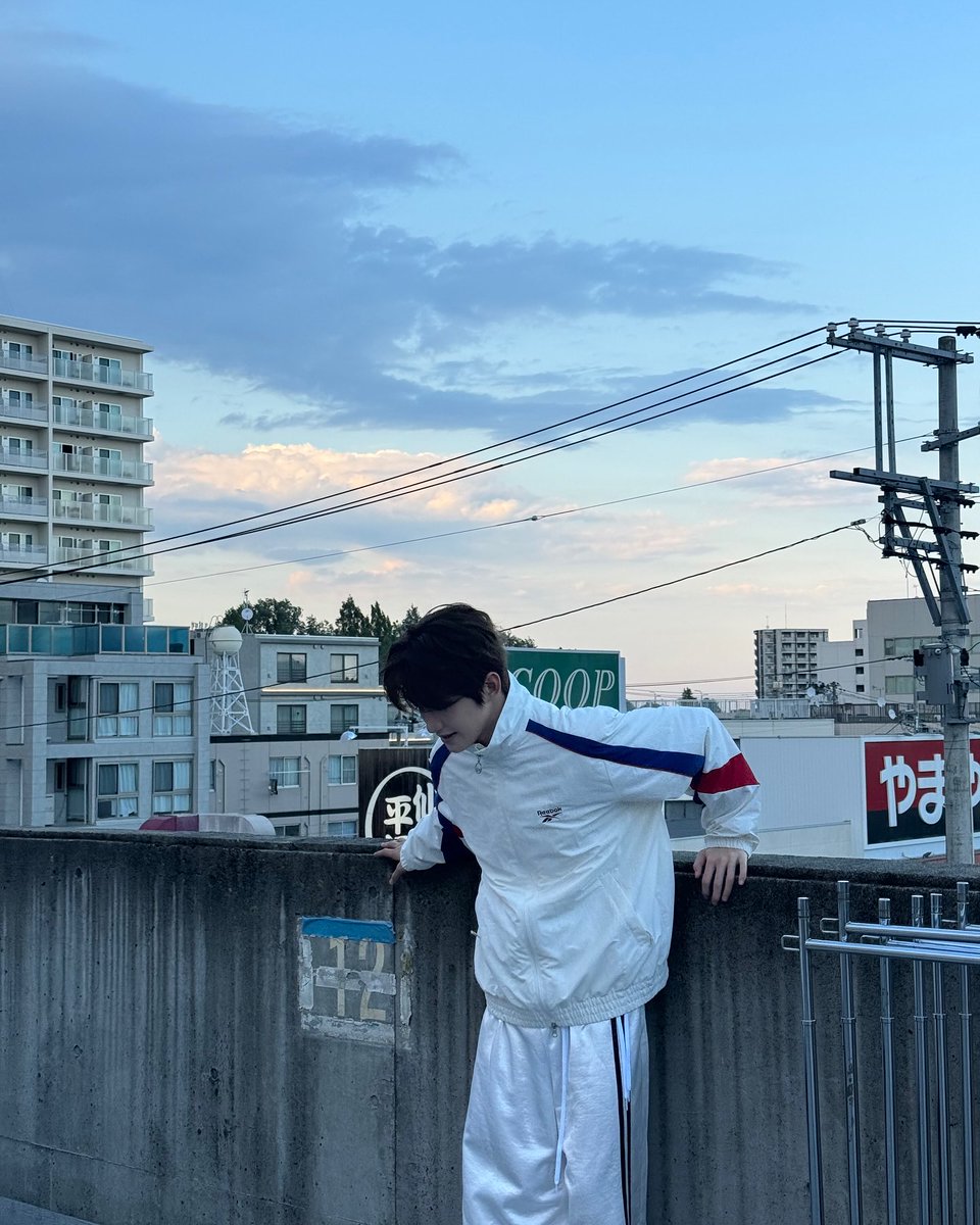 Cli99i's tweet photo. 추천에 떠서 봤는데 그냥 이 스타일 볶머 한지훈 좋음… https://t.co/T0GMjhSGt4