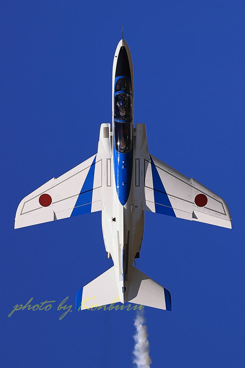 k12_konburu's tweet photo. 「秋晴れブルー」

#ブルーインパルス　
#blueimpulse 
#松島基地　
#NOSTEPチャレンジ https://t.co/z3utChfYlw