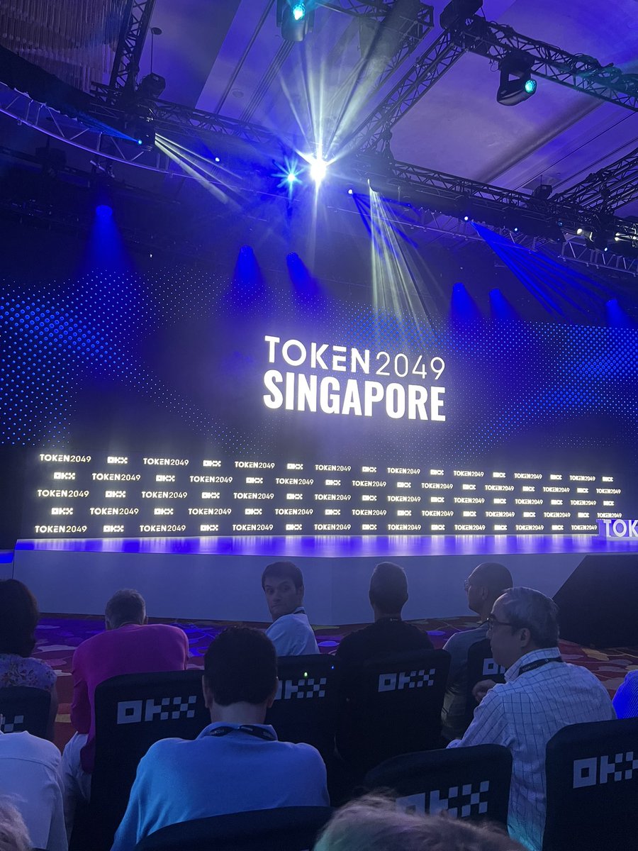 Coco36408520632's tweet photo. #token2049 https://t.co/6PjNapneKZ
