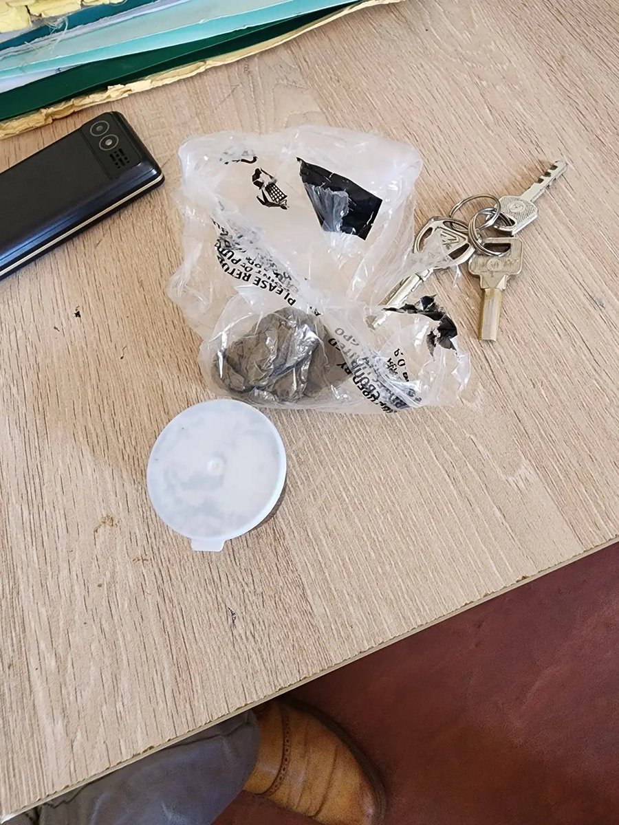 ClintonObonyo's tweet photo. Mpesa criminals explain how they use 
scopolamine to rob them https://t.co/bhMe31dA6o