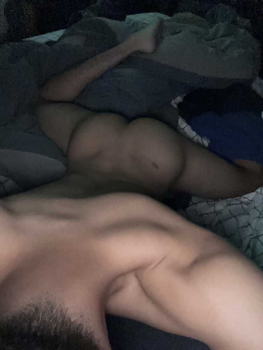 LeakyLandon tweet picture