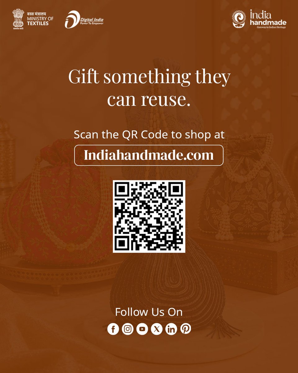 Indiahandmade_'s tweet photo. ✨ A little potli of happiness!
Make celebrations memorable with handwoven potli bags—festive, useful and perfect for tiny treats or thoughtful gifts. Give your guests something they can reuse and cherish. 🧡
#PotliBags #EventGifts #IndianHandicrafts #Indiahandmade https://t.co/0JRd6xYf0V