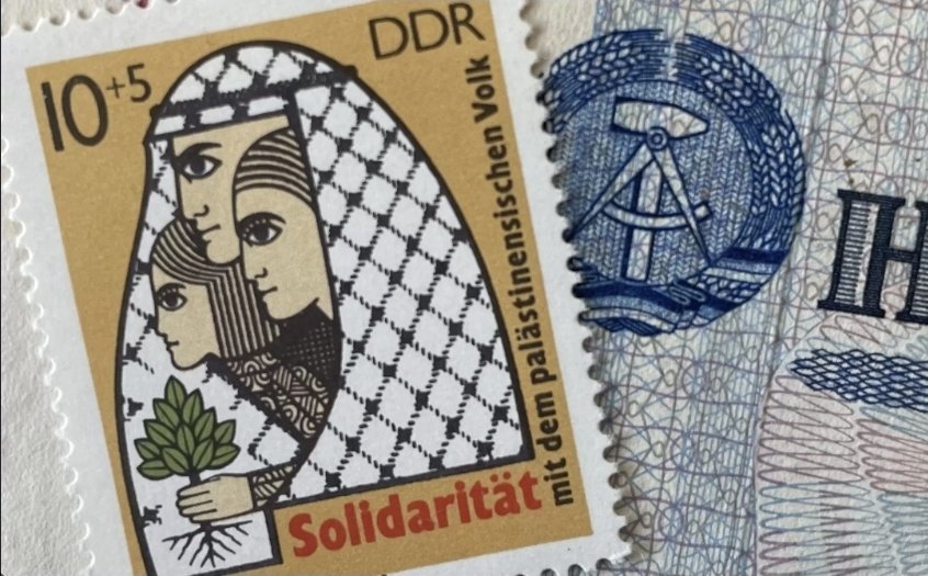 mishkas_mir's tweet photo. Guten Morgen und alles Gute zum Geburtstag, liebe DDR https://t.co/QmN0vJCRAC