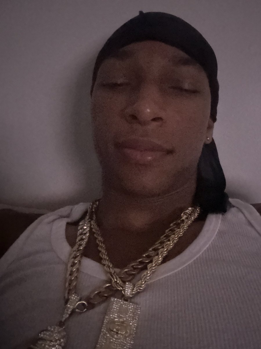 B3getspaid's tweet photo. Who up and easy ? https://t.co/R7bSIJFdP8