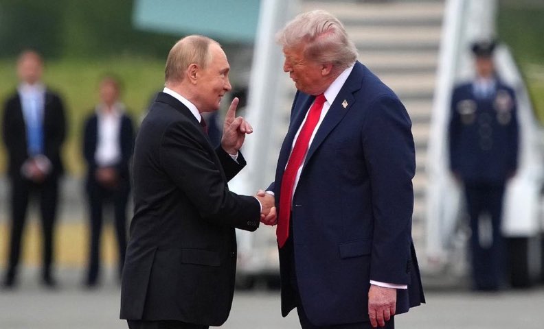 TaoisticD369's tweet photo. 速報：🇷🇺🇺🇸 ロシアのプーチン大統領が、米国トランプ大統領との電話会談を開催し、ペストについて協議へ。 https://t.co/h4yzES5D93
