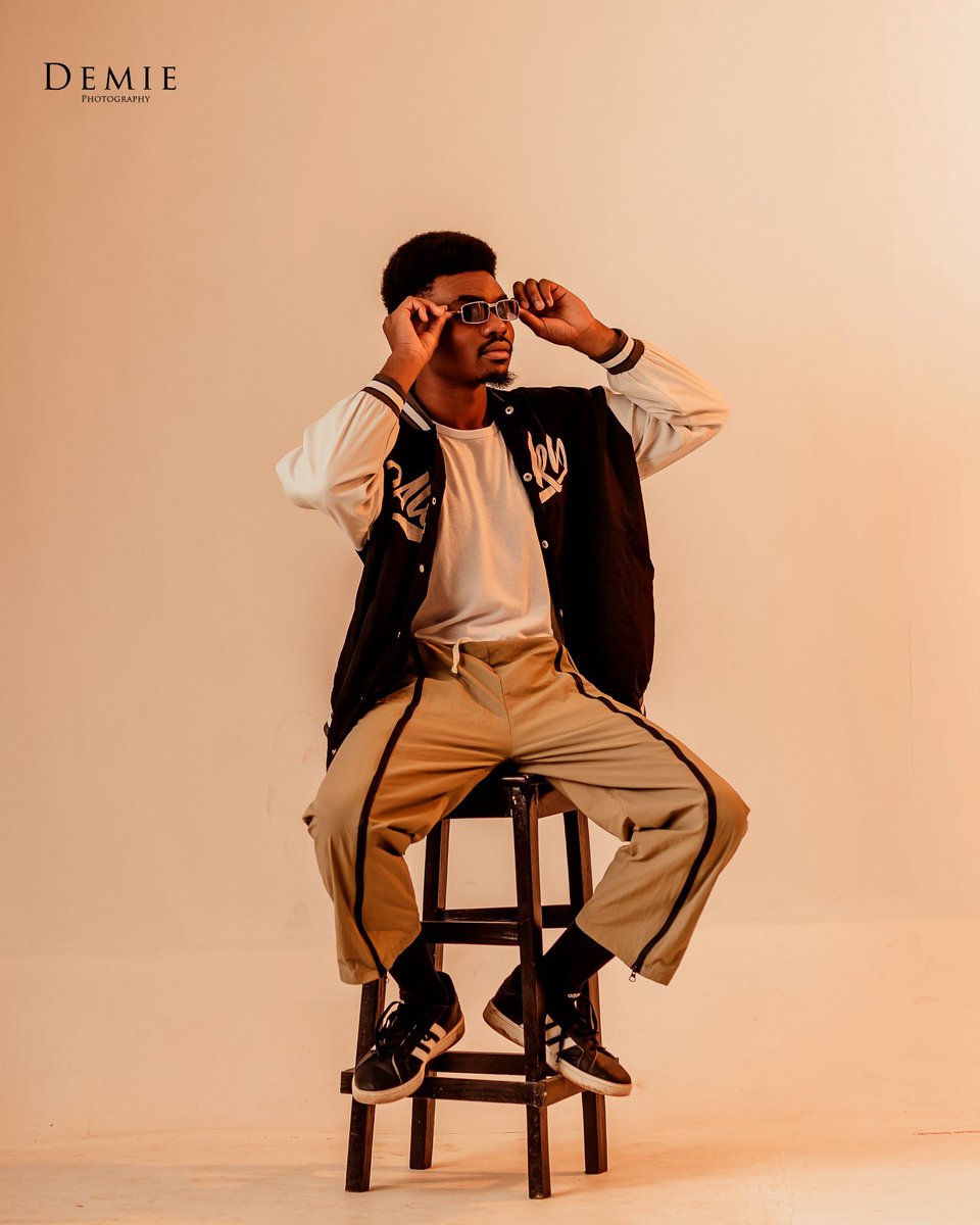 PlugKaunjika1's tweet photo. Listen to this wonderful song by Dawson From mars ft Mist, Chygo Adz 

Sandie out now 📍 

https://t.co/aujewfTuoJ

#sandie https://t.co/Mad6TqcLsl