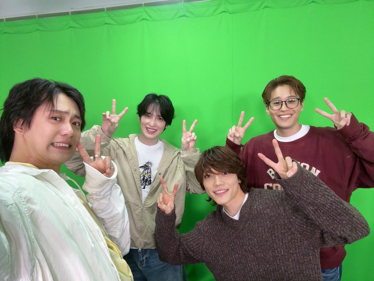 Sakamoto_Shogo's tweet photo. 昨夜の「阪本奨悟-音ライ��」
ご視聴ありがとうございました！

まさかみんなでカニと戦うことになるとは！

楽しい夜でした、夜だからこれはみんな夢なんだろうか！
状態でした(*_*)

#しょごライン https://t.co/vVZkE9ckLi