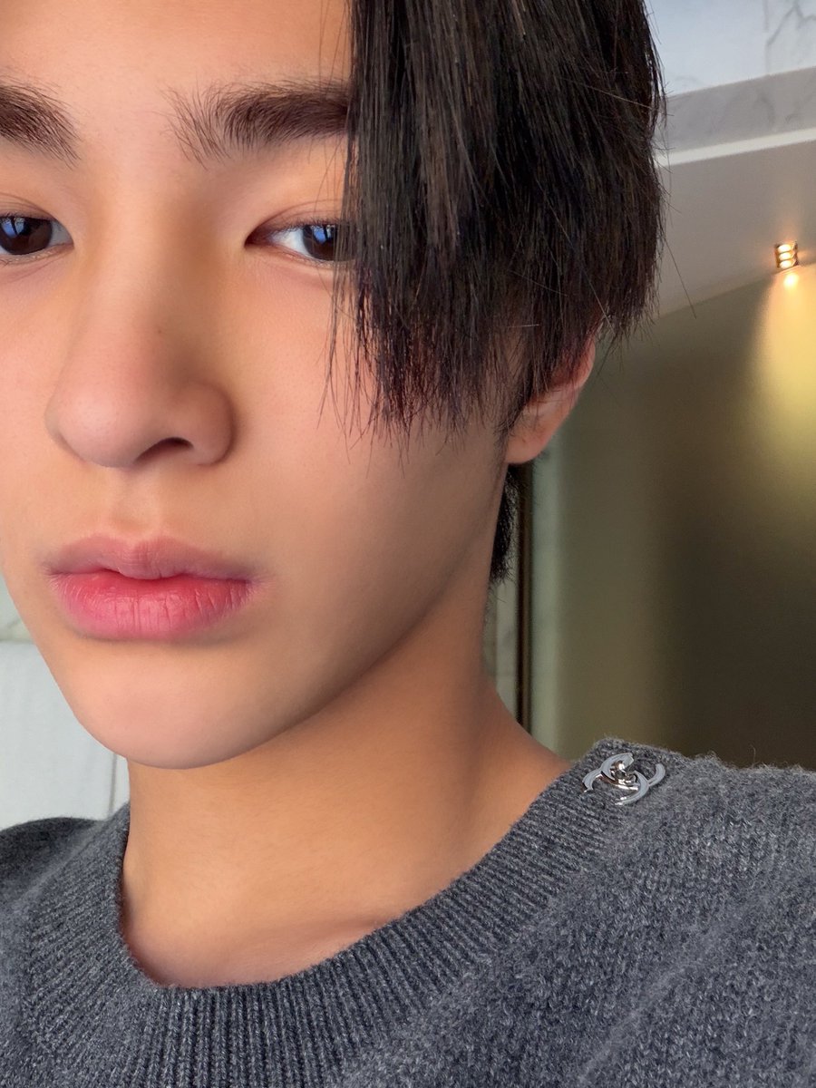 nxnuxo's tweet photo. 261007 코르티스 인스타 #건호 https://t.co/xlVuECiAdO