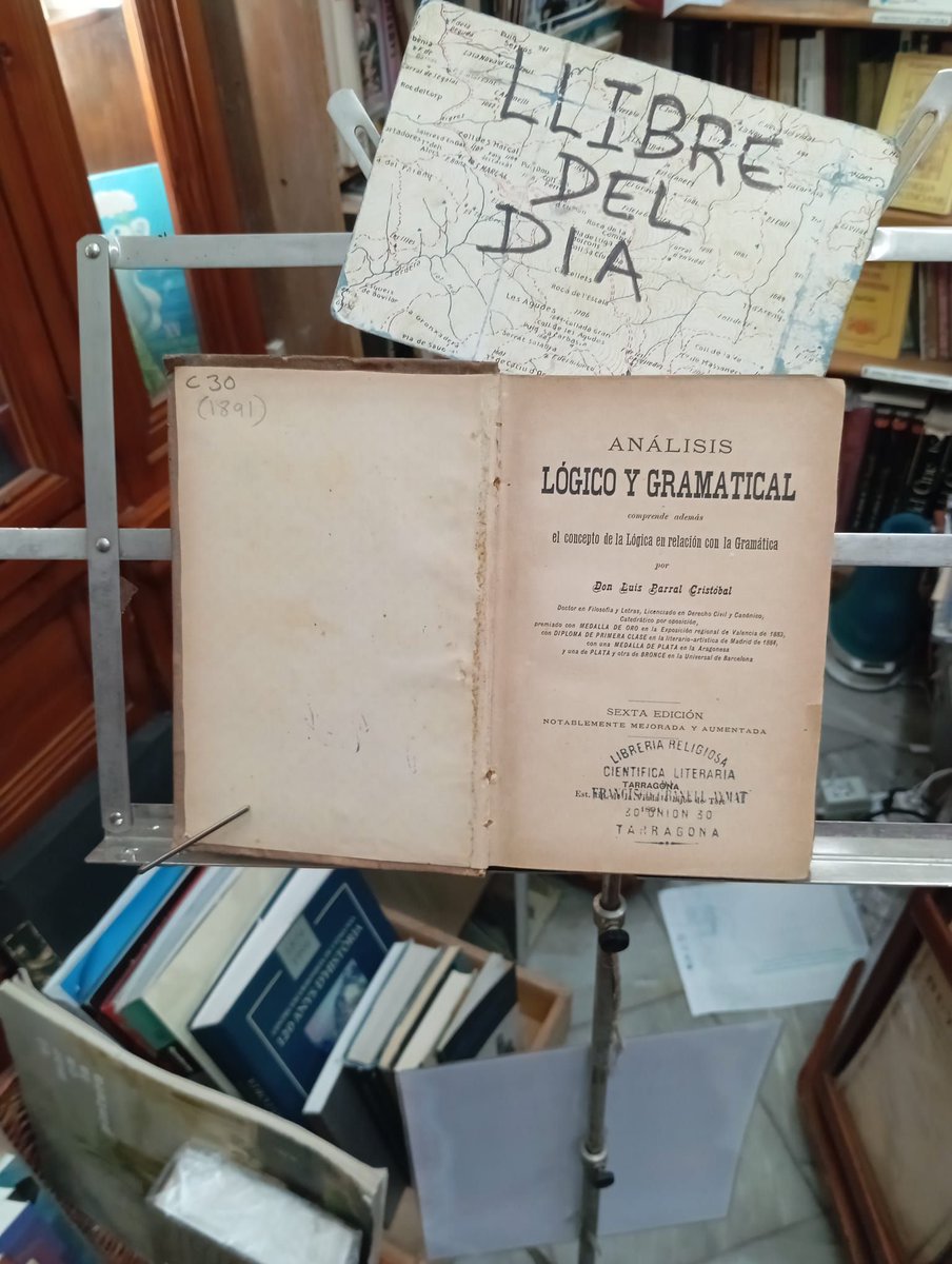 LlibreDelPalau's tweet photo. Análisis lógico y gramatical. (L’autor es va doctorar en Filosofia i Lletres i en Dret Civil i Canònic) #llibredeldia #librodeldia #livredujour #bookoftheday  #societat #llibres #libros #books #llibresegonamà https://t.co/jTpfzAEVLR