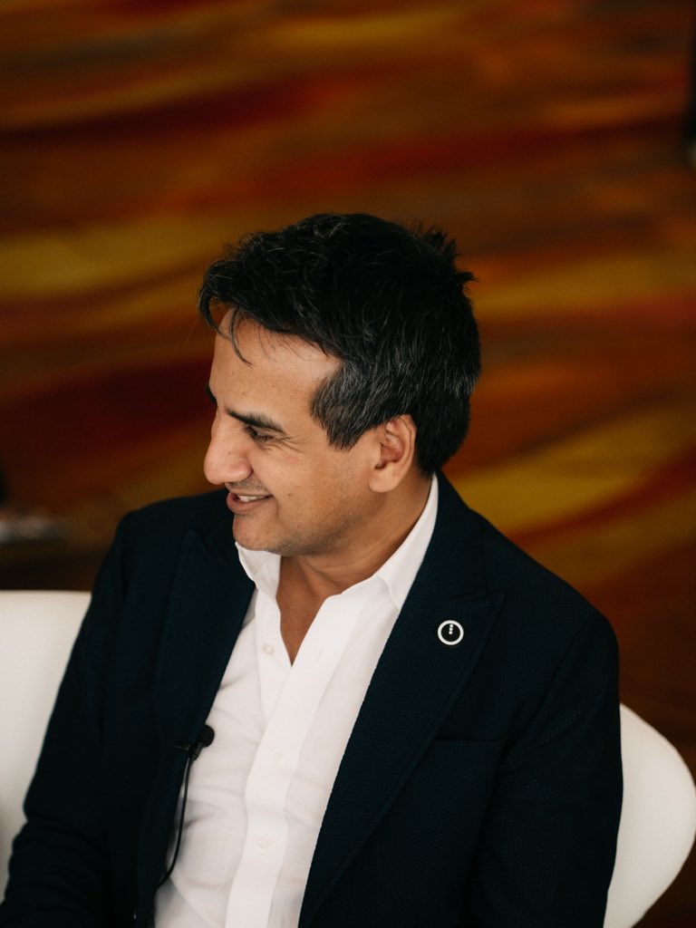 AltCryptoGems's tweet photo. Back with @MidnightNtwrk President Fahmi Syed, and a lot to catch up on! 

We interviewed Midnight last year at #Token2049. Now we’re catching up with Fahmi to find out where #Midnight stands today, and what’s coming next.

Stay tuned for the full interview. https://t.co/KJnuNdJtlN