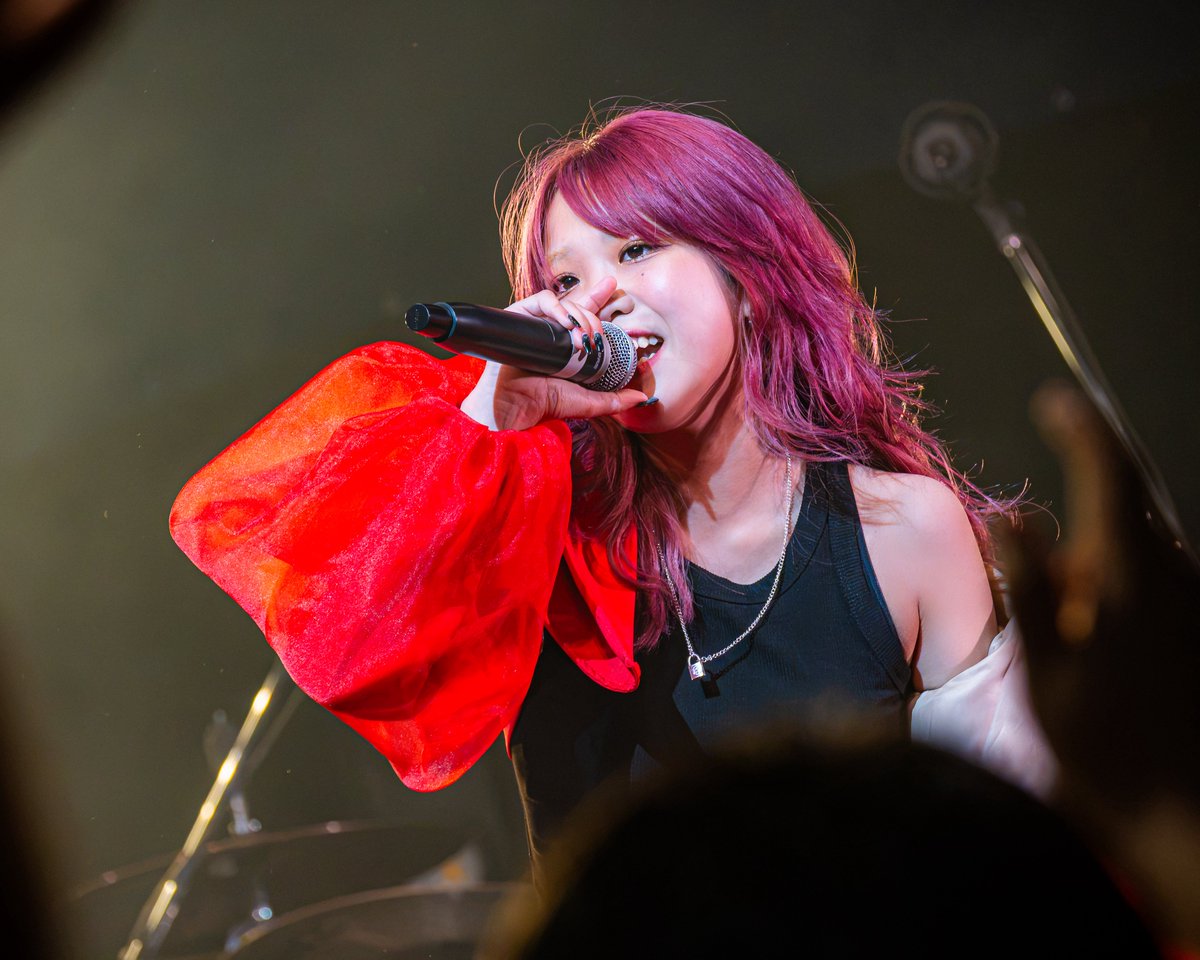 torachan_cam's tweet photo. 2026.10.05
BLUEGOATS ONEMAN LIVE
“DAWN” -BAND SET-
Zepp Shinjuku

ほんま・かいなさん（@kaina_aoyagi ）

#BLUEGOATS #ほんま・かいな 
#ブルーゴーツ10月5日Zepp新宿ワンマン https://t.co/oUcuZceIXW