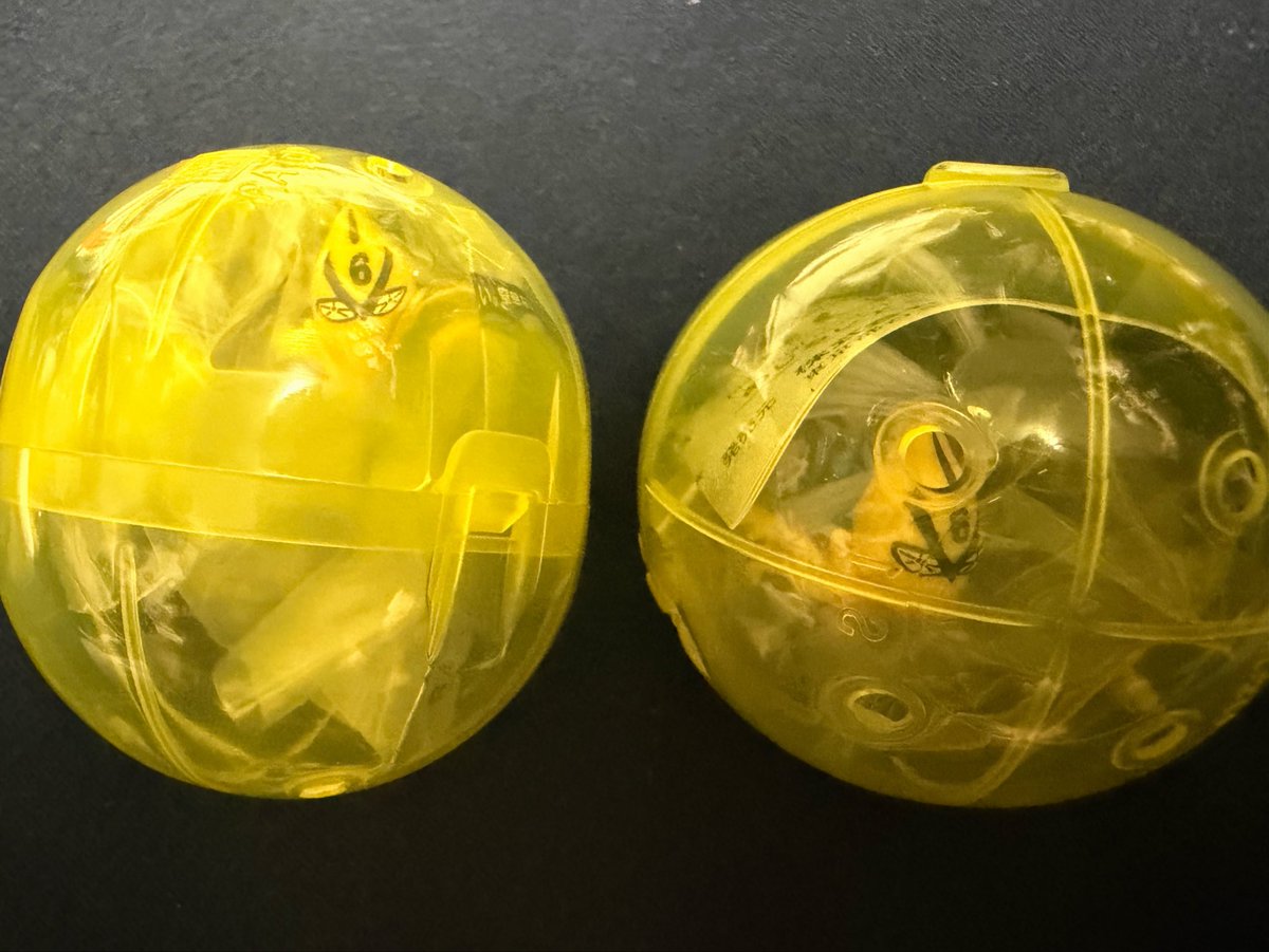 iioriai's tweet photo. 【交換】
ジョジョの奇妙な冒険 黄金の風 
めじるしアクセサリー01 ピストルズ

譲: No.6 (2つ)

求: No.1、No.7

秋葉原、新宿など手渡し希望

どちらか1つだけでも交換していただければと思います。
お気軽にお声掛けください。 https://t.co/EB7zxcPqFJ