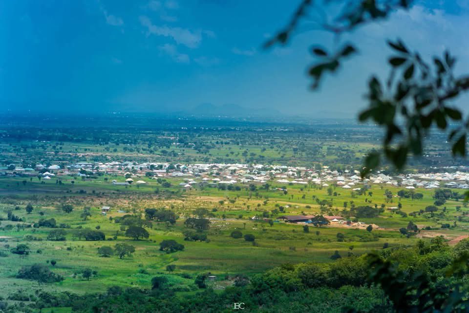 CatiaKyen's tweet photo. THE BEAUTY OF KUNGA VILLAGE IN PLATEAU STATE❤️

📸 Enixworks Creatives
Credit: Anaguta Tradomodern https://t.co/d2oDf6DDWj