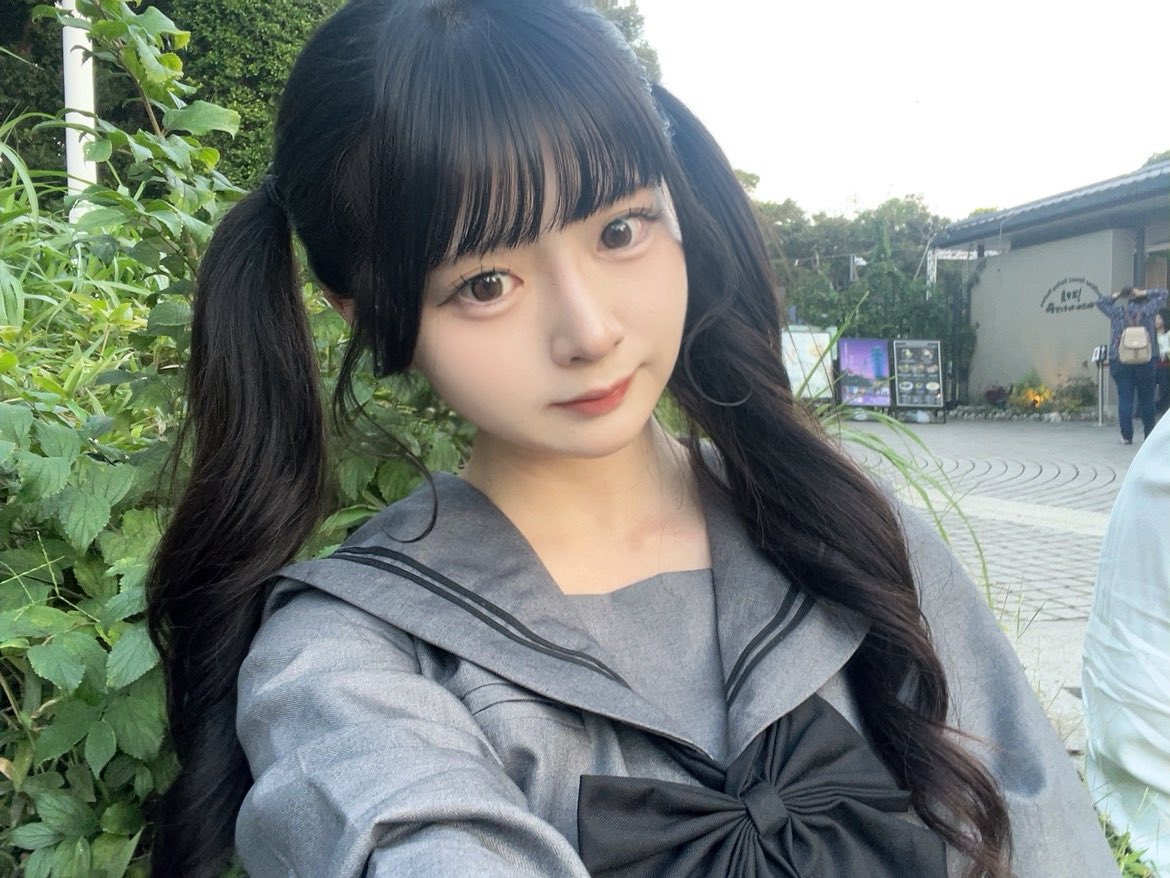 yuri_sakuraba62's tweet photo. こっちみて https://t.co/GW589icnmB