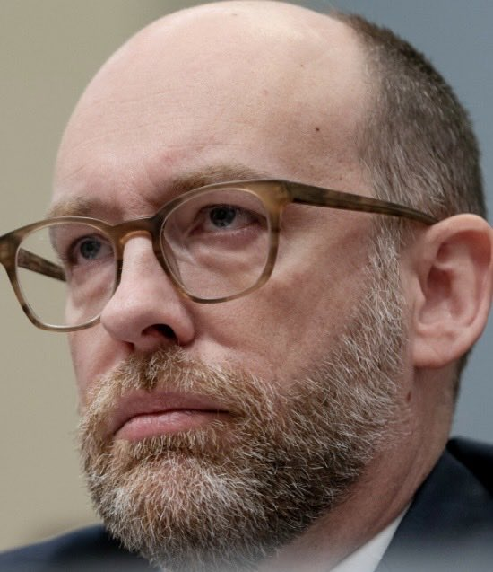 KremlinTrolls's tweet photo. You probably don't know who this fucker is. But he is the most powerful man in the US.

He's the key architect behind Trump's Project 2025 fascist manifesto.

His name is Russ Vought. And he is a cunt. https://t.co/W8GpG0CaHr