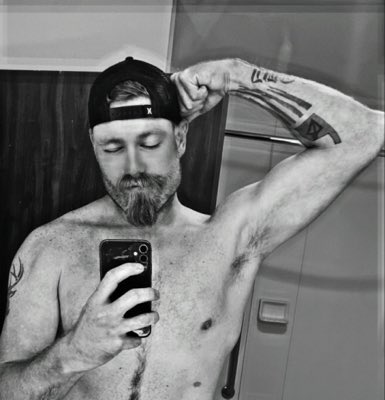 Bartschi95's tweet photo. #NewProfilePic https://t.co/gaiJfSFwd0