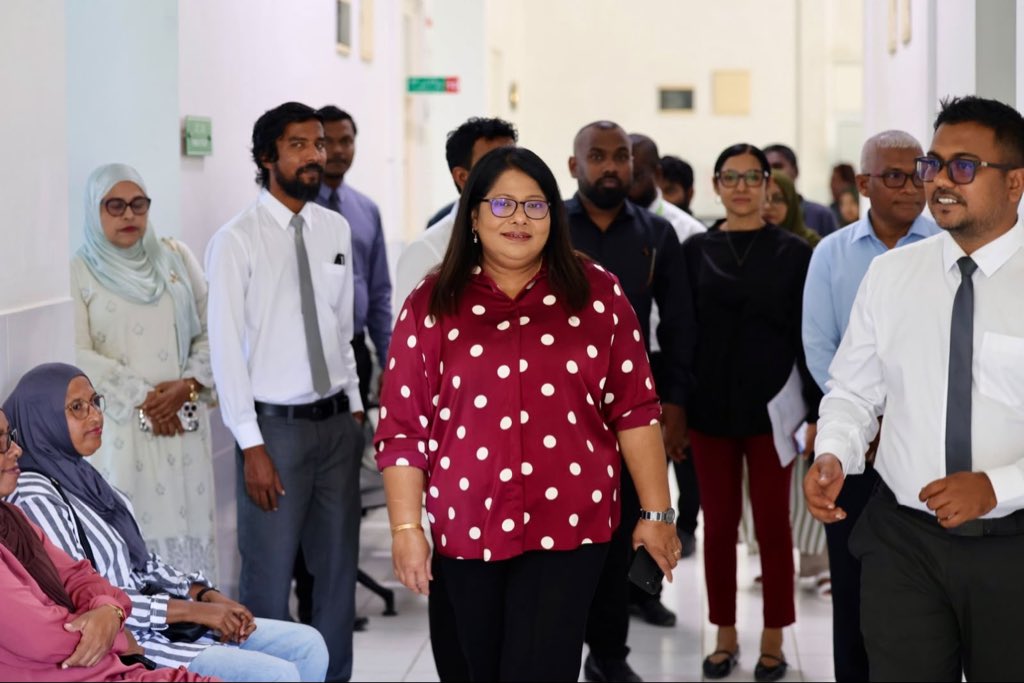MoHmv's tweet photo. މިނިސްޓަރ @geelaali ނ.މަނަދޫ އަތޮޅު ހޮސްޕިޓަލަށް ކުރެއްވި ޒިޔާރަތުގެ ތެރެއިން

@noonuhospital https://t.co/GEDFuDtHSE